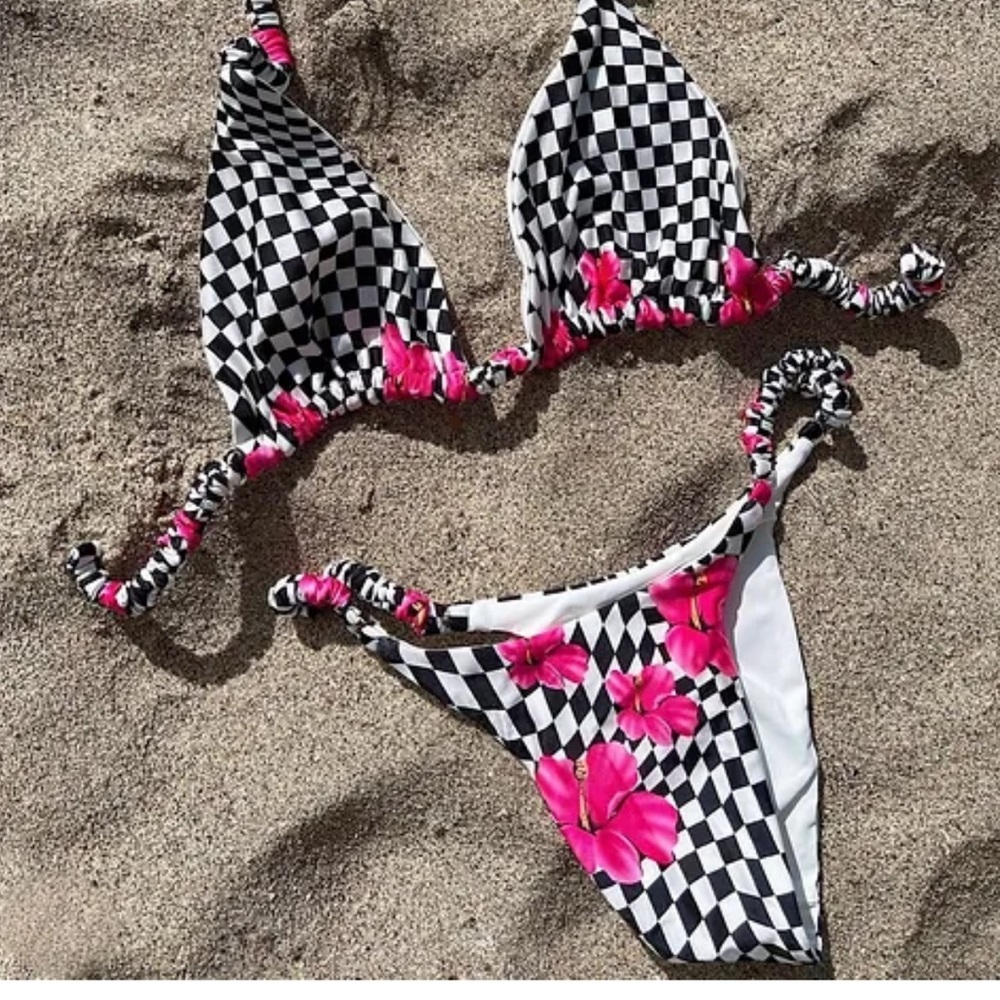 Frankies bikinis checkered pink bikini